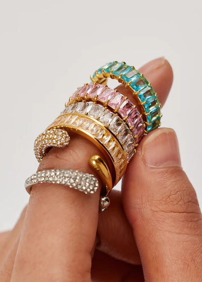 Neava Ring