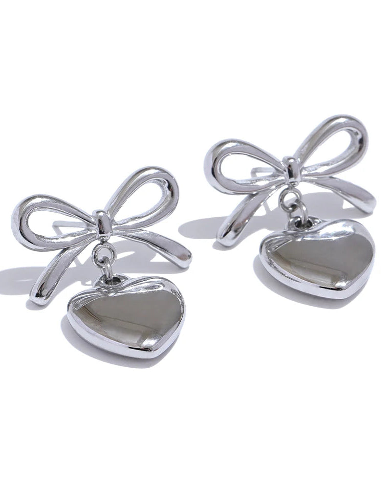 Gold Lover's Bow Earring