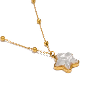 Lilttle Star Necklace