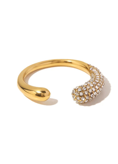Issa Ring in Gold